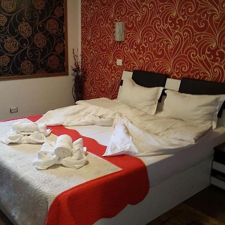 Garsoniera Ioana Apartment Bucureşti Ngoại thất bức ảnh