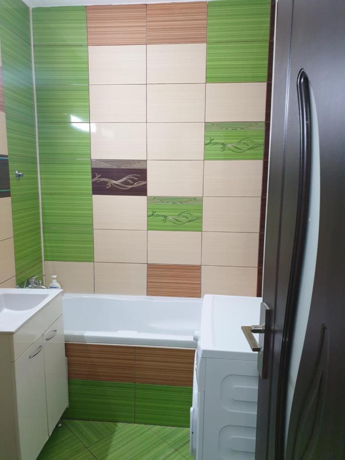 Garsoniera Ioana Apartment Bucureşti Ngoại thất bức ảnh